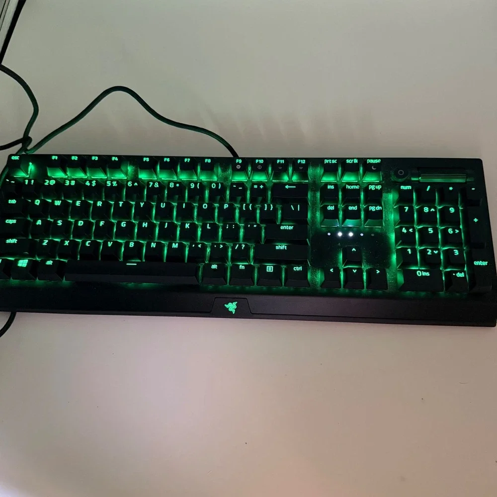 Razer BlackWidow V3 Mechanical Gaming Keyboard Green Switches RZ03-0354 Black